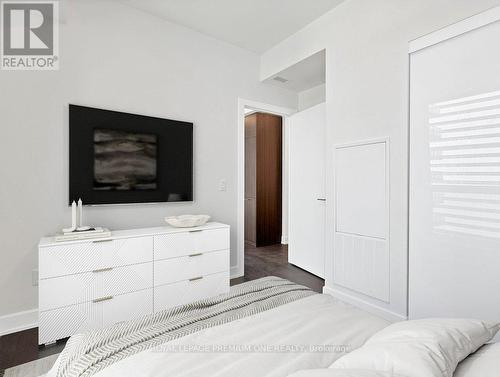 2206 - 15 Mercer Street, Toronto, ON - Indoor Photo Showing Bedroom