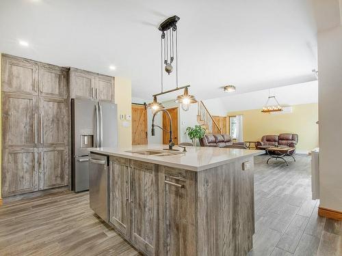 Cuisine - 14 Rue Charles-Rodrigue, Gore, QC - Indoor Photo Showing Kitchen With Double Sink With Upgraded Kitchen