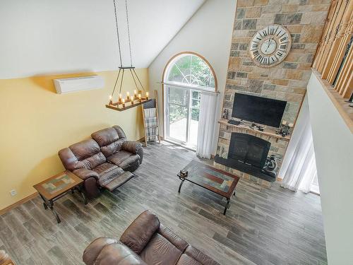 Salon - 14 Rue Charles-Rodrigue, Gore, QC - Indoor Photo Showing Living Room With Fireplace