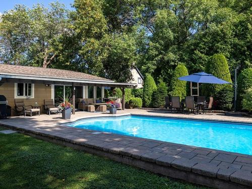 Backyard - 1593 Boul. Perrot, Notre-Dame-De-L'Île-Perrot, QC - Outdoor With In Ground Pool With Backyard