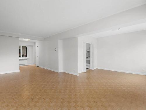 Dining room - 706-3465 Rue Redpath, Montréal (Ville-Marie), QC - Indoor Photo Showing Other Room