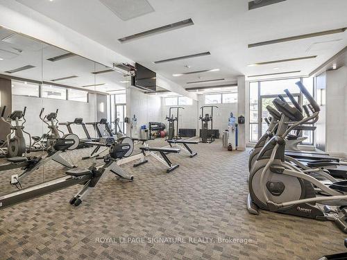 903-530 St Clair Ave W, Toronto, ON - Indoor Photo Showing Gym Room