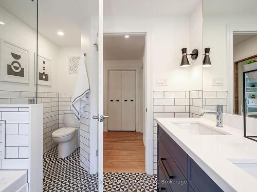 68 Sonneck Sq, Toronto, ON - Indoor Photo Showing Bathroom