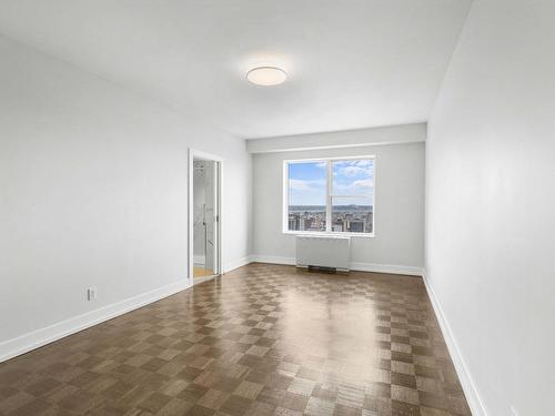 Bedroom - 708-1745 Av. Cedar, Montréal (Ville-Marie), QC - Indoor Photo Showing Other Room