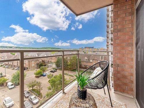 706-55 Strathaven Dr, Mississauga, ON - Outdoor With View