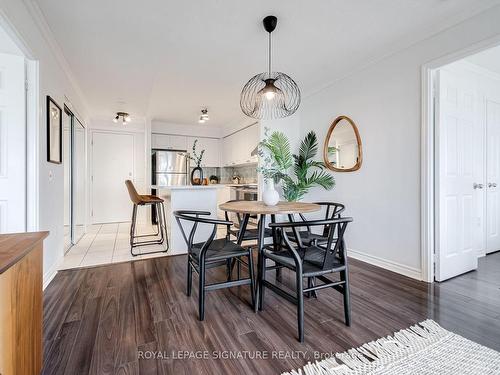 706-55 Strathaven Dr, Mississauga, ON - Indoor Photo Showing Dining Room