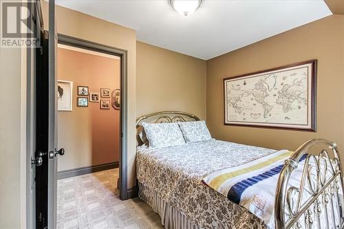 320 Sixth Avenue, Greater Sudbury, ON - Indoor Photo Showing Bedroom