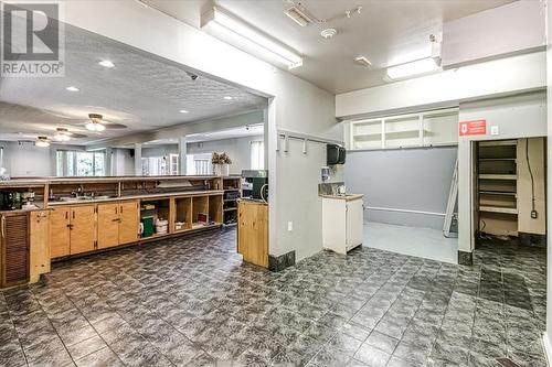 320 Sixth Avenue, Greater Sudbury, ON - Indoor