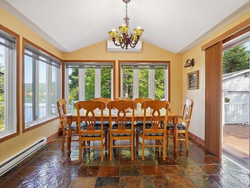 Salle Ã  manger - 7381 Ch. Du Coteau-Du-Lac, Saint-Damien, QC - Indoor Photo Showing Dining Room