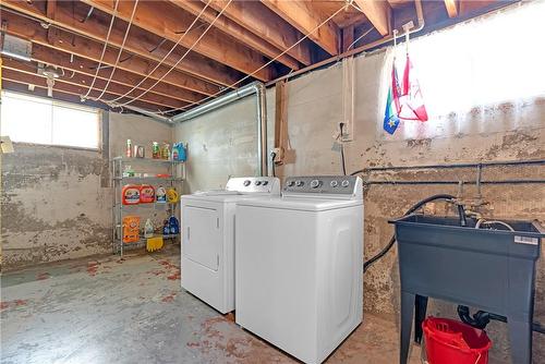 5093 Drummond Road, Niagara Falls, ON - Indoor Photo Showing Laundry Room