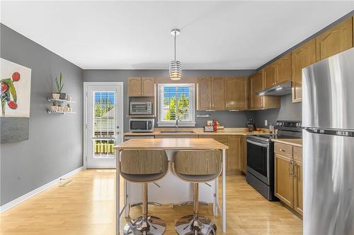 476 Crescent Road, Fort Erie, ON - Indoor Photo Showing Kitchen