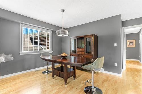 476 Crescent Road, Fort Erie, ON - Indoor Photo Showing Dining Room