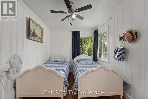 21 Lake Drive E, Georgina (Historic Lakeshore Communities), ON - Indoor