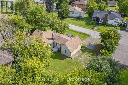 21 Lake Drive E, Georgina (Historic Lakeshore Communities), ON - Outdoor