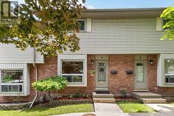 4 - 226 HIGHVIEW AVENUE W  London, ON N6J 4K1