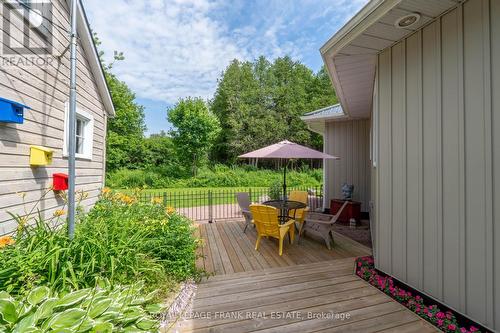 209 Meadowview Road, Kawartha Lakes, ON - Outdoor With Deck Patio Veranda With Exterior