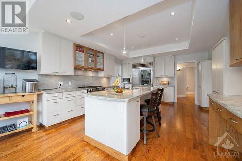 1853 Rideau Garden Drive, Ottawa, ON - Indoor Photo Showing Kitchen With Upgraded Kitchen