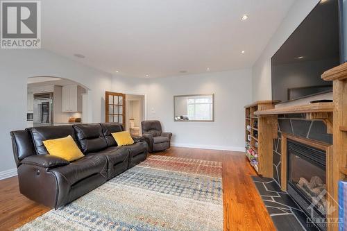 1853 Rideau Garden Drive, Ottawa, ON - Indoor Photo Showing Living Room With Fireplace