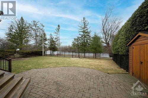 1853 Rideau Garden Drive, Ottawa, ON - Outdoor