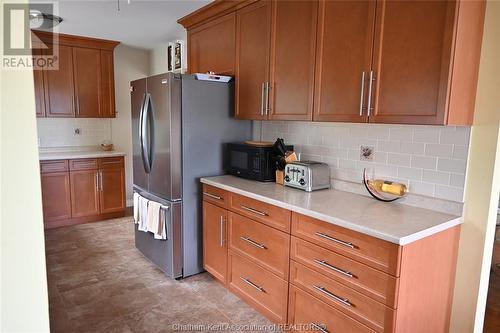 17 Nichols Drive, Blenheim, ON - Indoor Photo Showing Kitchen