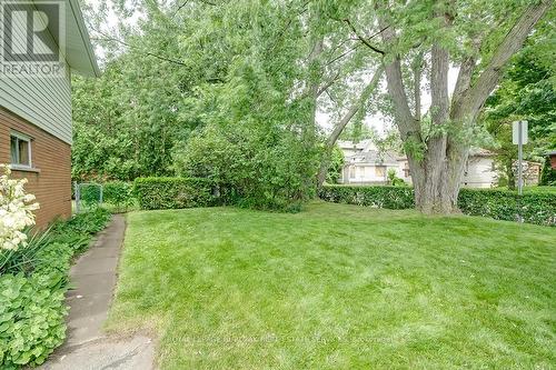 368 East Side Crescent, Burlington, ON - Outdoor