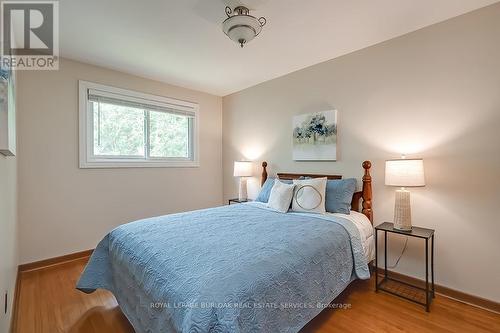 368 East Side Crescent, Burlington (Brant), ON - Indoor Photo Showing Bedroom