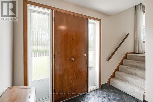 368 East Side Crescent, Burlington, ON - Indoor Photo Showing Other Room