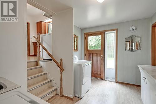 368 East Side Crescent, Burlington (Brant), ON - Indoor Photo Showing Laundry Room