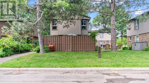 1854 Hyde Mill Crescent, Mississauga, ON - Outdoor