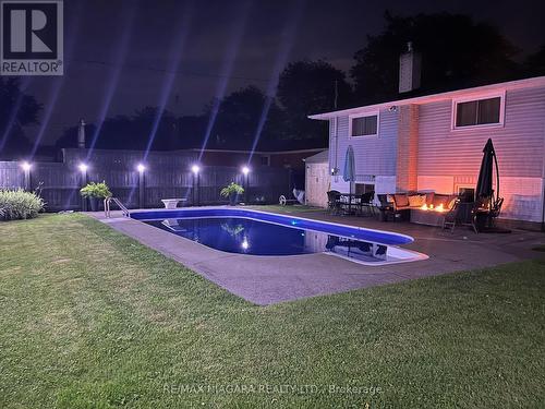 3327 Cattell Drive, Niagara Falls, ON - Outdoor With In Ground Pool