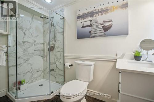 966 Silver Birch Trail, Mississauga, ON - Indoor Photo Showing Bathroom