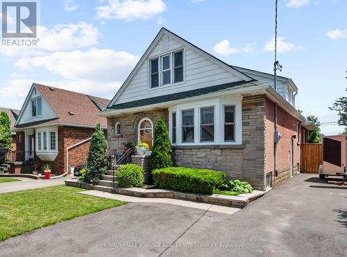 131 Rodgers Road, Hamilton, ON - Outdoor With Facade