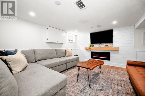 131 Rodgers Road, Hamilton, ON - Indoor Photo Showing Living Room With Fireplace