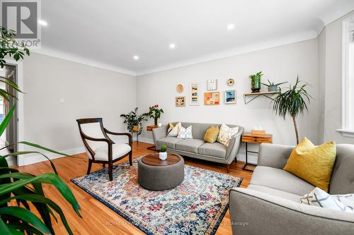 131 Rodgers Road, Hamilton, ON - Indoor Photo Showing Living Room