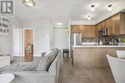 301 - 2339 Sawgrass Drive, Oakville, ON - Indoor Photo Showing Kitchen