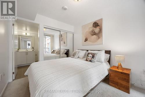 425 - 36 Via Bagnato Boulevard, Toronto, ON - Indoor Photo Showing Bedroom