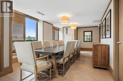 425 - 36 Via Bagnato Boulevard, Toronto, ON - Indoor Photo Showing Dining Room