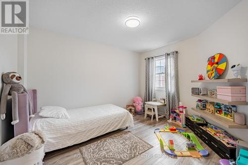 7224 Visor Gate, Mississauga, ON - Indoor Photo Showing Bedroom