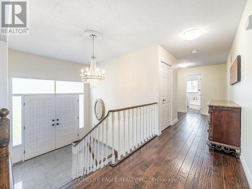15 Cloverhill Crescent, Innisfil, ON - Indoor Photo Showing Other Room