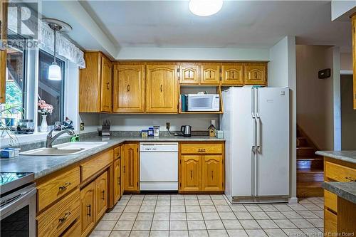 161 French Village Road, Kingsclear, NB - Indoor Photo Showing Kitchen With Double Sink