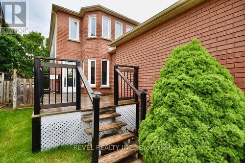 109 Laidlaw Drive, Barrie, ON 