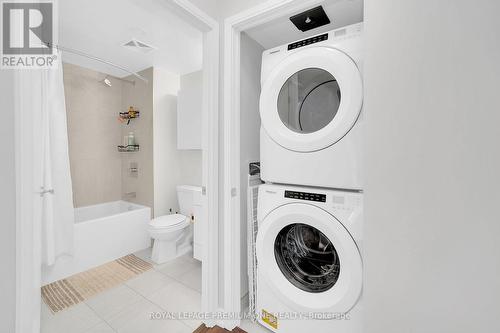 612 - 30 Samuel Wood Way, Toronto, ON - Indoor Photo Showing Laundry Room