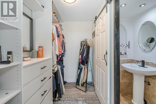 1002 - 1300 Mississauga Valley Boulevard, Mississauga, ON - Indoor Photo Showing Bathroom