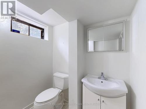 23 Ambrose Road, Toronto, ON - Indoor Photo Showing Bathroom