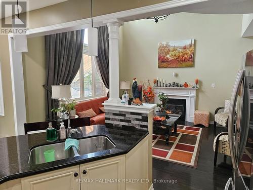 63 Buxton Lane, Clarington (Bowmanville), ON - Indoor Photo Showing Kitchen