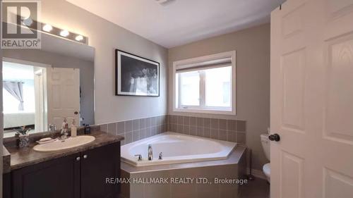 63 Buxton Lane, Clarington (Bowmanville), ON - Indoor Photo Showing Bathroom