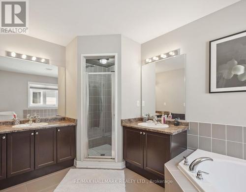 63 Buxton Lane, Clarington, ON - Indoor Photo Showing Bathroom