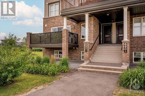 892 Decoeur Drive Unit#A, Ottawa, ON 