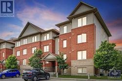 515 STONEFIELD PRIVATE UNIT#8  Nepean, ON K2G 4R3