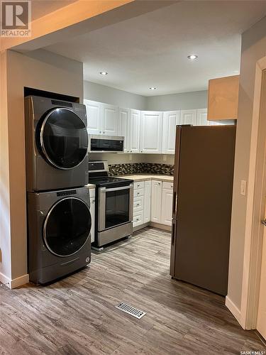 2258 Osler Street, Regina, SK - Indoor Photo Showing Laundry Room